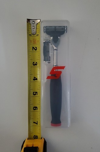 Snap On Tools three Blades Razor In a Box + extra blades + storage box NEW RED!! - Picture 7 of 7