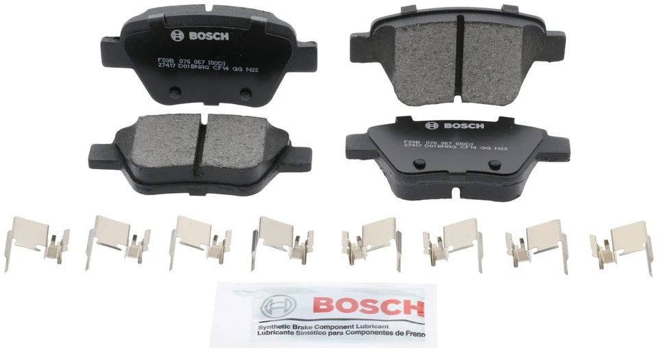 Pastillas de freno traseras de cerámica QuietCast 2013 para Volkswagen Passat Bosch 2012-2014 Foto 3 de 4