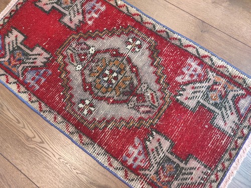 Small Carpet, Small Vintage Rug, Red Turkish Rug, Handmade Rug, 1.5 x 2.9 ft - Picture 5 of 10