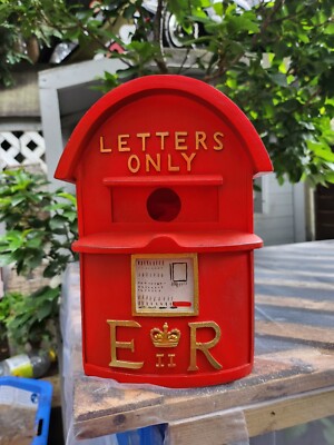 Vivid Arts Royal Mail ER Letter box Birdhouse Garden