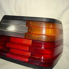 R&uuml;ckleuchte rechts Mercedes Benz W124 R&uuml;cklicht Heckleuchte  rechts