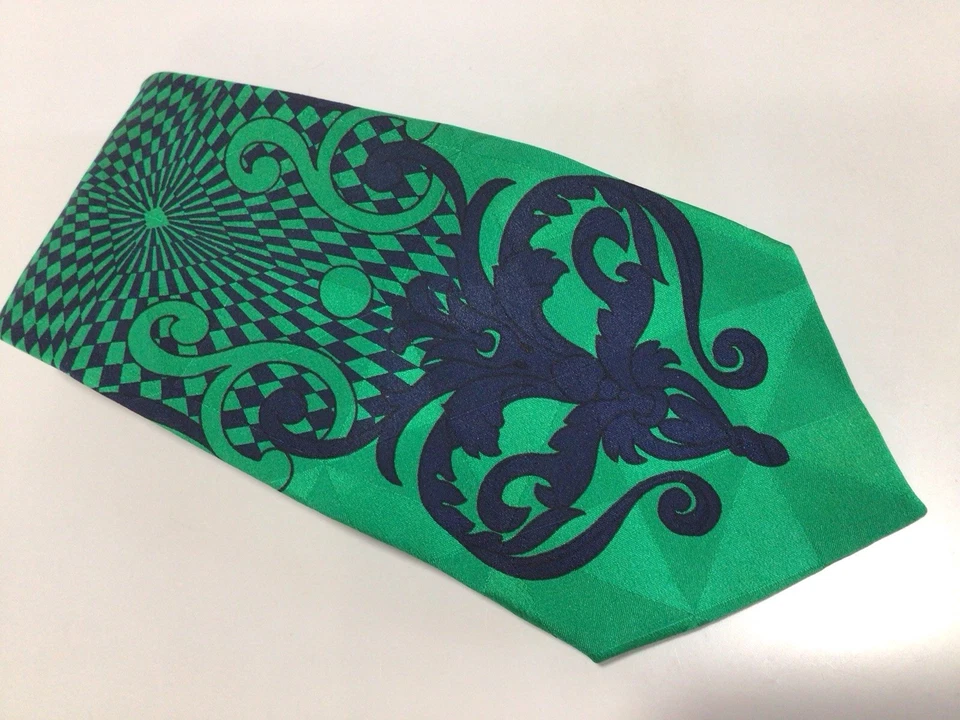 GIANNI VERSACE 丝绸领带 / 1990 — 第 3/4 张图片