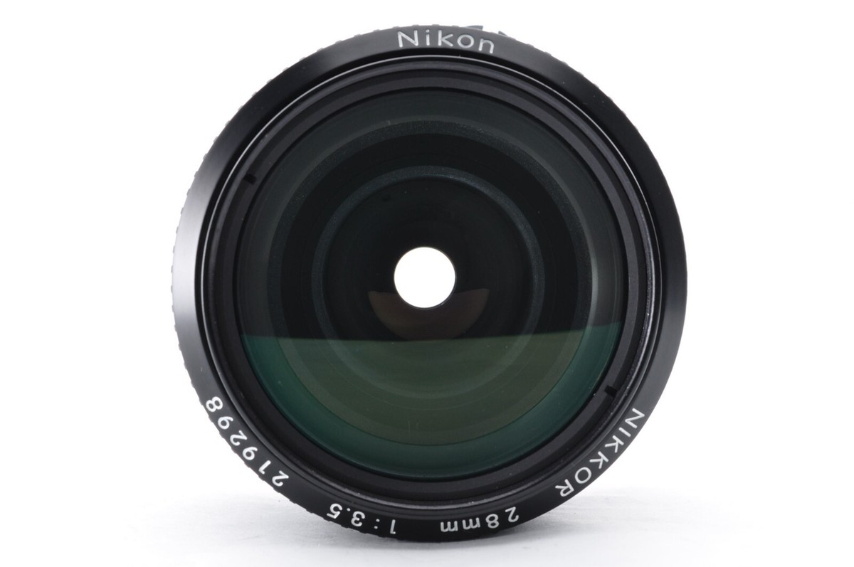 MINT] Nikon New Nikkor 28mm f/3.5 Non-Ai MF Wide Angle Lens From