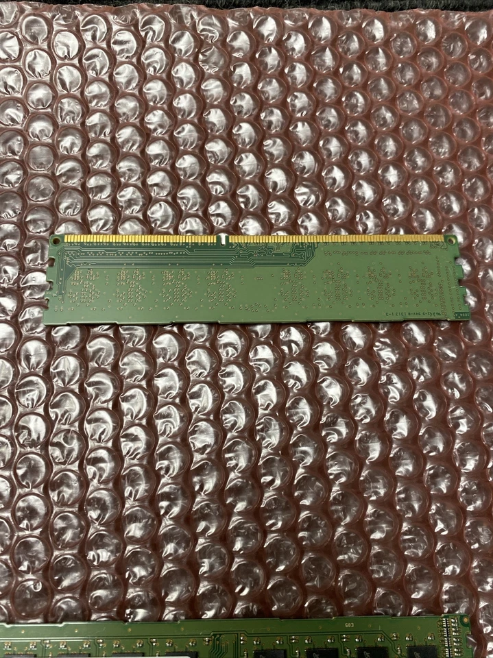 LOT OF 23 x 2GB Micron DDR3 1600MHz Desktop Memory MT8JTF25664AZ-1G6M1, 46GB - Image 3 of 4