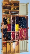 Huge Lot Jellyworm Mister Twister Creme Lindy Bass Pro Cabbelas Hundreds In Here