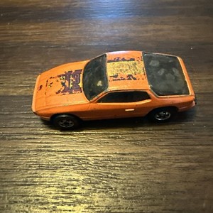 Hot Wheels Upfront 924 Vintage 1978 Porsche Orange Die Cast 1/64 Hong Kong