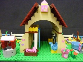 LEGO FRIENDS HEARTLAKE STABLES 3189 COMPLETE SET DIRECTIONS NO SEPARATOR OR BOX