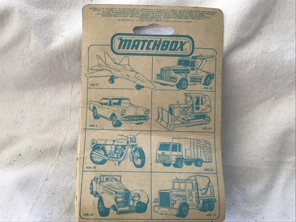 MATCHBOX MB 62 CORVETTE  (1980'S) - ON CARD - Image 2 of 3