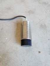 *NOS* Omron M30LN30-WP-B1 Inductive Proximity Sensor (#240)
