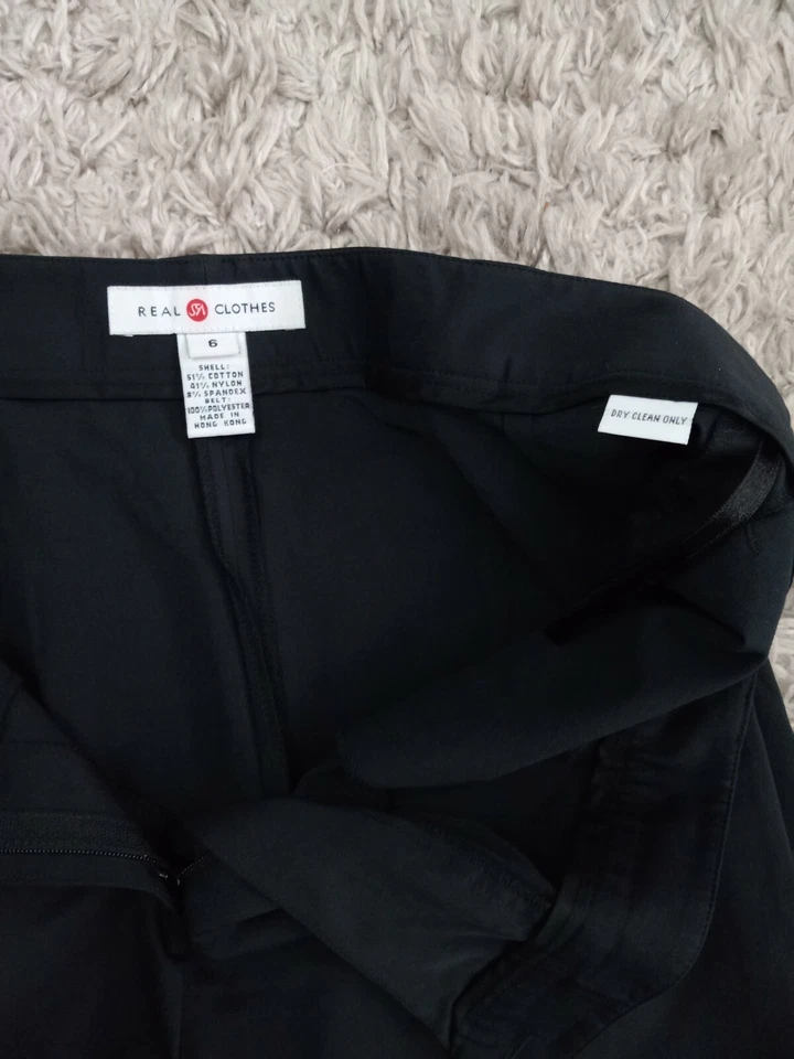 Real Clothes Straight Leg Womens Black Career Dress Pants Size 6 - Image 3 of 4
