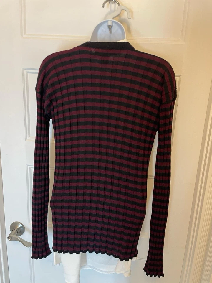 Dolce & Gabbana Suéter a Rayas de Lana Virgen Talla M/L Busto Cuello en V-38” Italia Foto 3 de 4