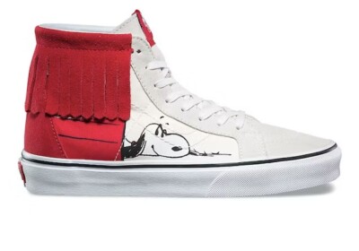 Snoopy Peanuts NEW NIB Vans sneaker Shoes High Tops Dog House Bones Women 6.5
