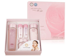 3W CLINIC Flower Effect Extra Moisturising Cr...