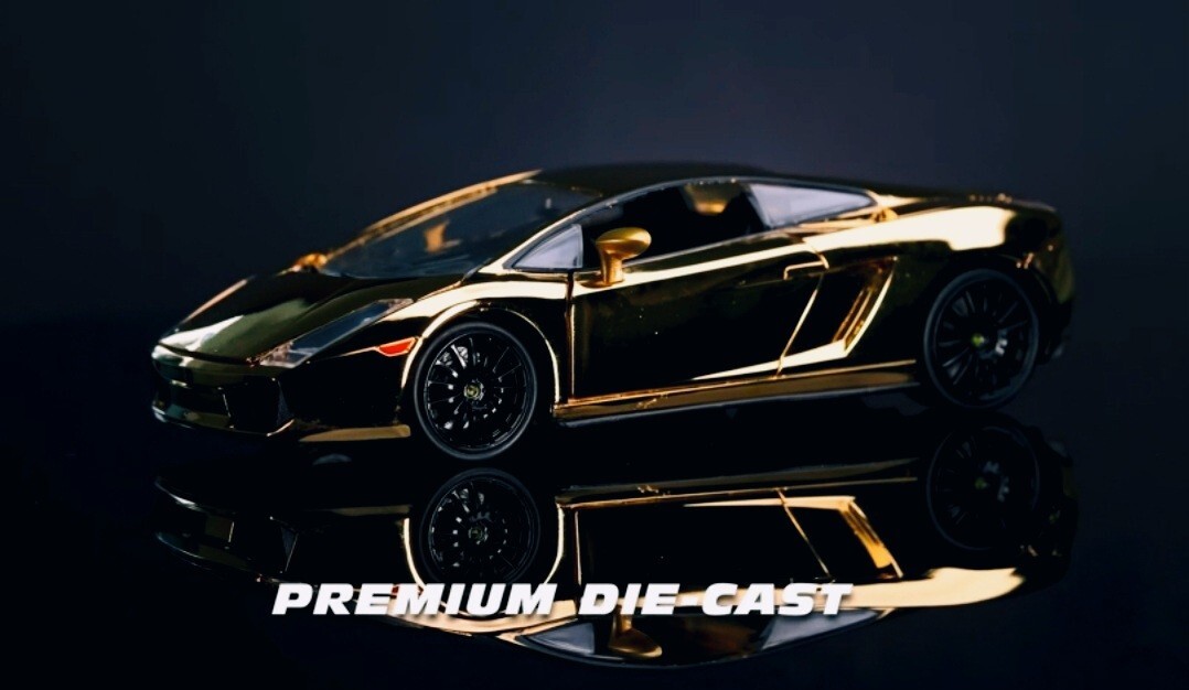Jada Toys The Fast and The Furious Gold Lamborghini 1/24
