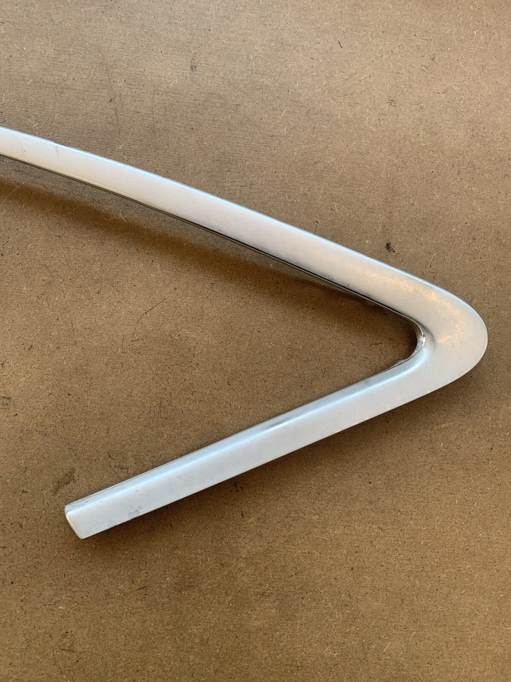 Оригинальный левый задний молдинг отделка окна четверть квадратного ярда для Audi A4/S4/A4 Quattro 2004-2008 годов выпуска - Изображение 2 из 4