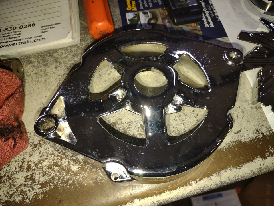 Carcasa cromada This Is Just PARA ALTERNADOR GM 1978 nueva en caja 68 Foto 2 de 2