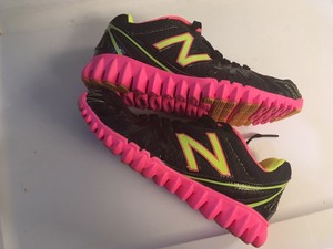 new balance girls size 2