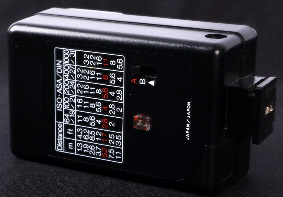 Nissin 21T- Auto Flash Unit - Mint in Box - Image 4 of 4