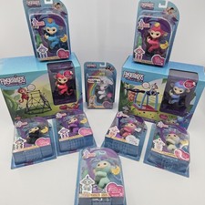 New Fingerlings Lot Of 10 Playsets Gigi Boris Bella Finn Mia Rose Sophie Zoe