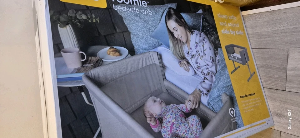 Joie Roomie Bedside Crib In Foggy Grey rrp £159.99 - Image 4 of 4