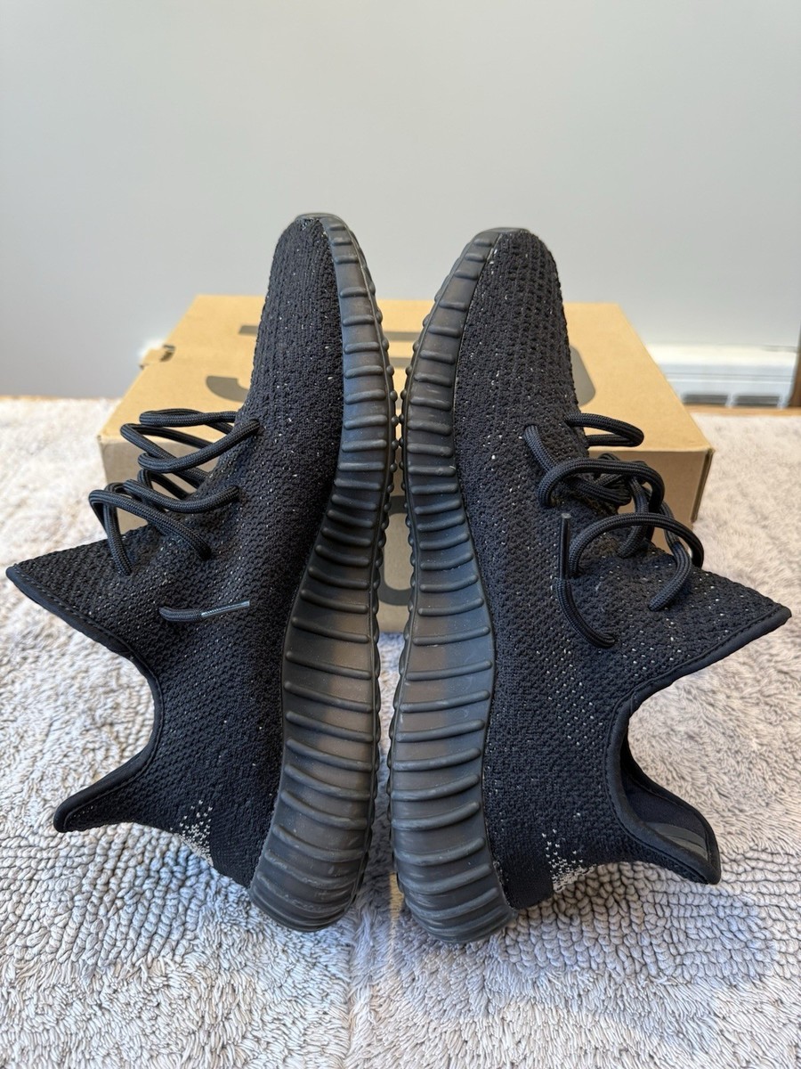 Size 10.5 - adidas Yeezy Boost 350 V2 Low Oreo 889772715554| eBay