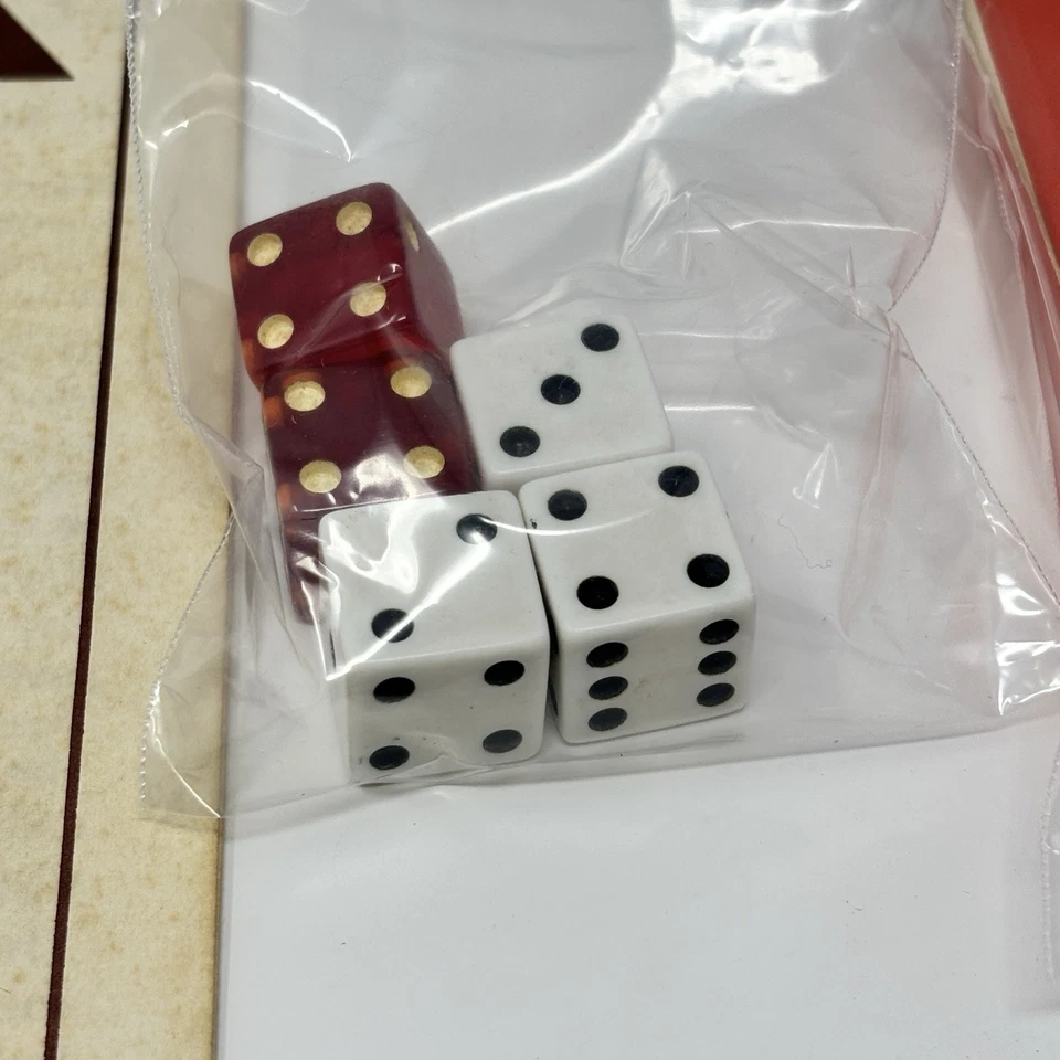 Antigo 1975 Parker Brothers RISK Jogo Peças de Reposição Peças Exércitos Cartões de Dados - Imagem 4 de 4