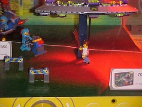 Lego  2011 Alien Conquest Store Display Must See.. Very Rare!