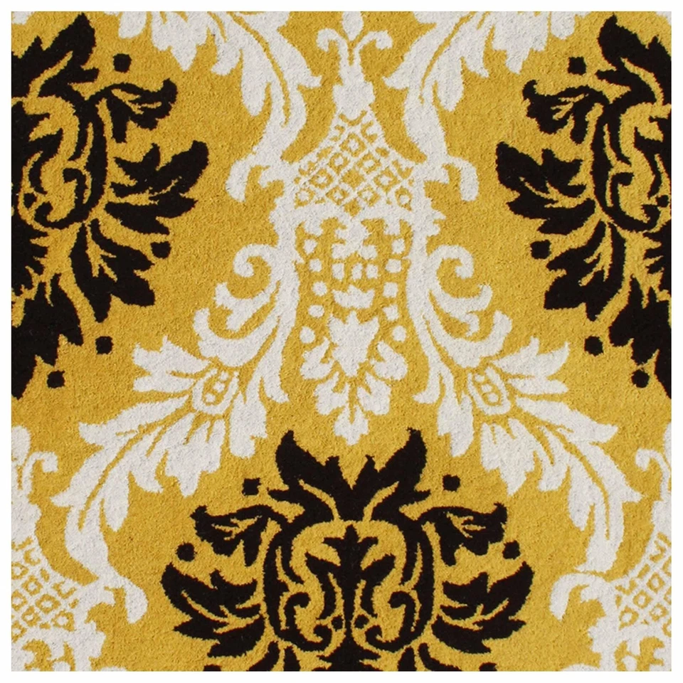 Hand-Tufted Wool Area Rug: Damask Floral Design Carpet - Image 3 of 3