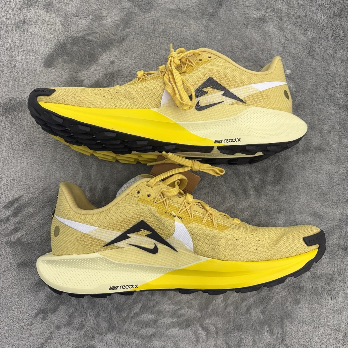 NEW Nike Pegasus Trail 5 Trail Running Shoes DV3864-700 Size 15 Saturn Gold Men main image 4