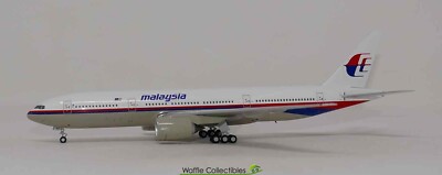 1:400 NG Models Malaysia B 777-200 9M-MRO 89443 72052 Airplane Model