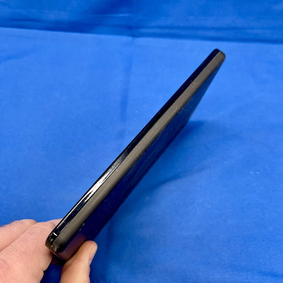 Amazon Kindle Fire D01400 1st Generation 8GB Black - Doesn’t Turn On - Image 4 of 4