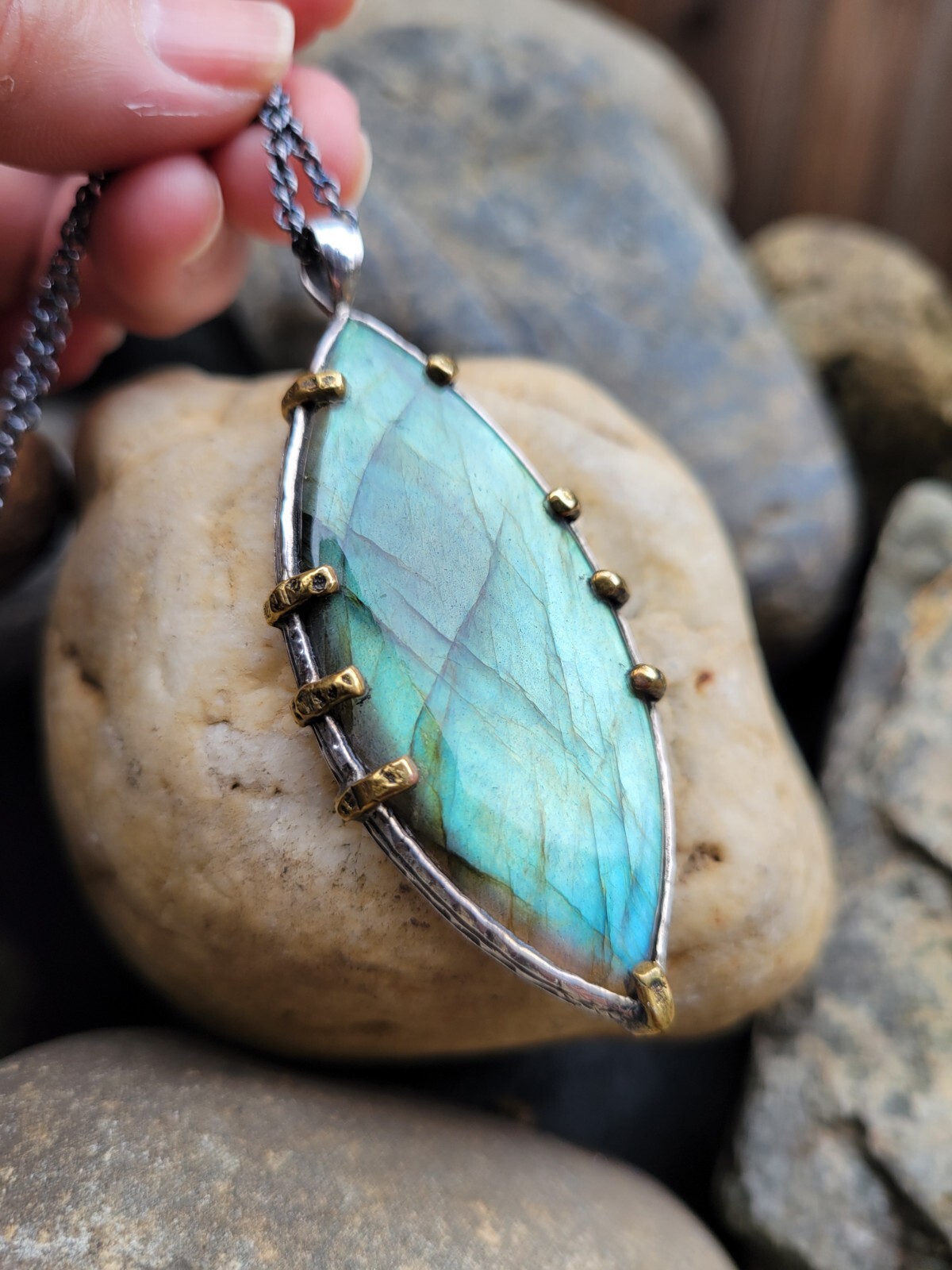 Artisan Eclipse Oval Labradorite Sterling Silver … - image 10
