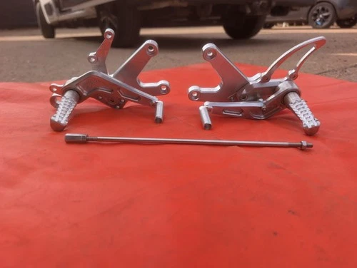 DBR Rearsets CNC Billet Aluminium Kawasaki ZX10R ZX6R Yamaha R6??? 74mm Spacing