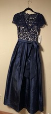 Eliza J Women's Floral Lace V-Neck Ball Gown Sz. 6