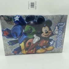 NEW Disney Mickey Disneyland Resort Holographic Photo Album  100 4"x6" Photos