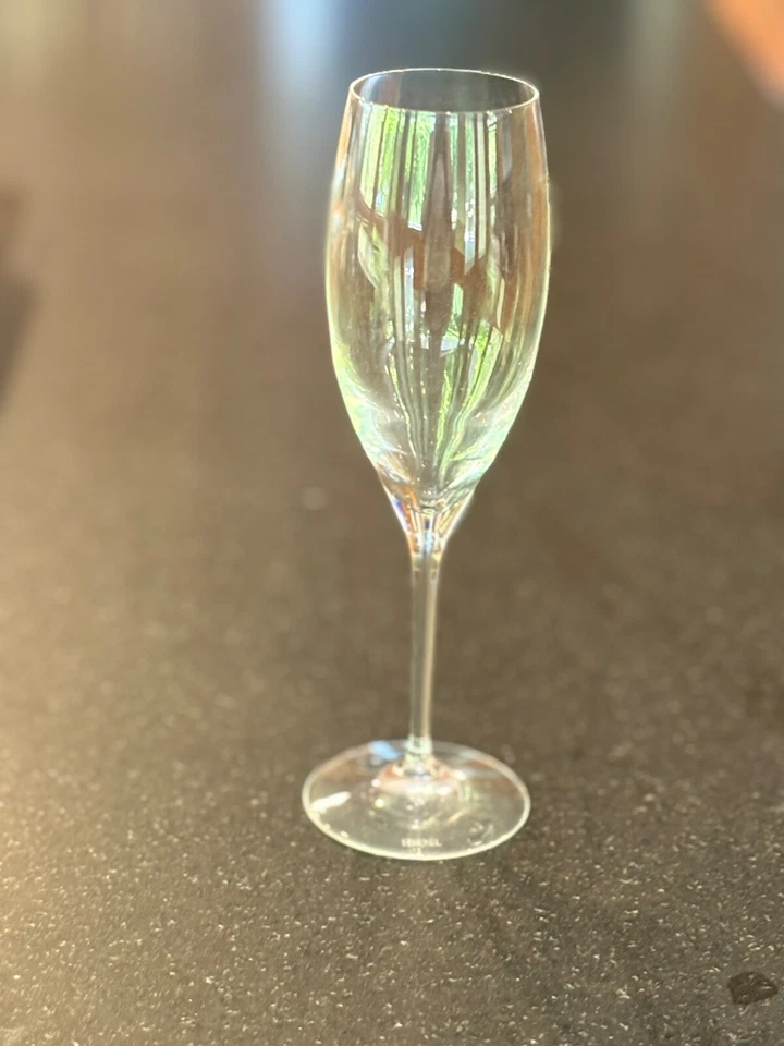 RIEDEL SOMMELIERS VINTAGE CHAMPAGNE FLUTE EXCELLENT CONDITION 8 5/8” TALL - Image 2 of 4