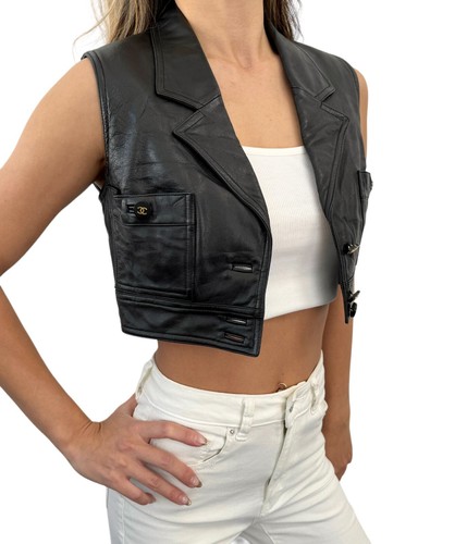 CHANEL Vintage 95P CC Logo Cropped Leather Vest Jacket #38 Black Lambskin Silk - Picture 4 of 11