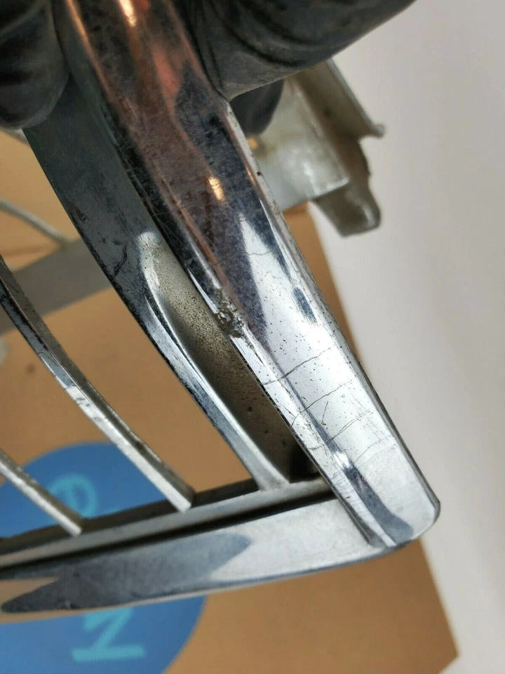 Ford LTD 1973-1974 1973-1974 Esquina delantera izquierda intermitente bisel cromado Foto 4 de 4