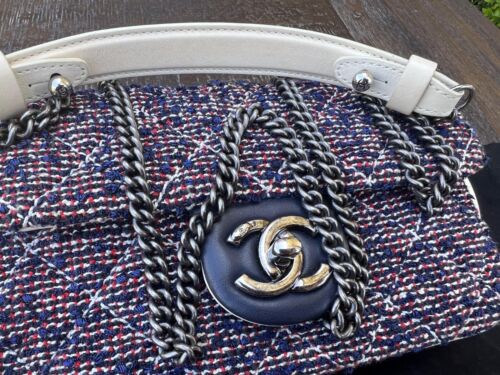 AUTHENTIC CHANEL TWEED AND LEATHER MULTICOLOR MINI FLAP BAG - Picture 10 of 24
