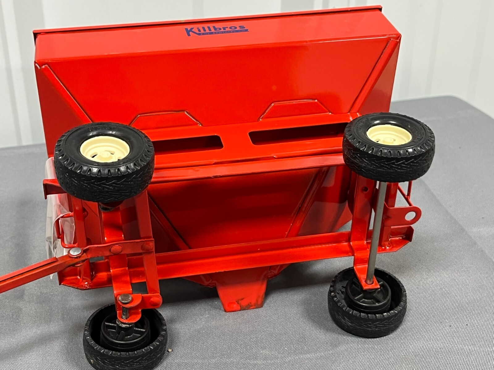 Killbros Equipment CUSTOM Gravity Wagon w Ladder 116 Cast Metal Ertl