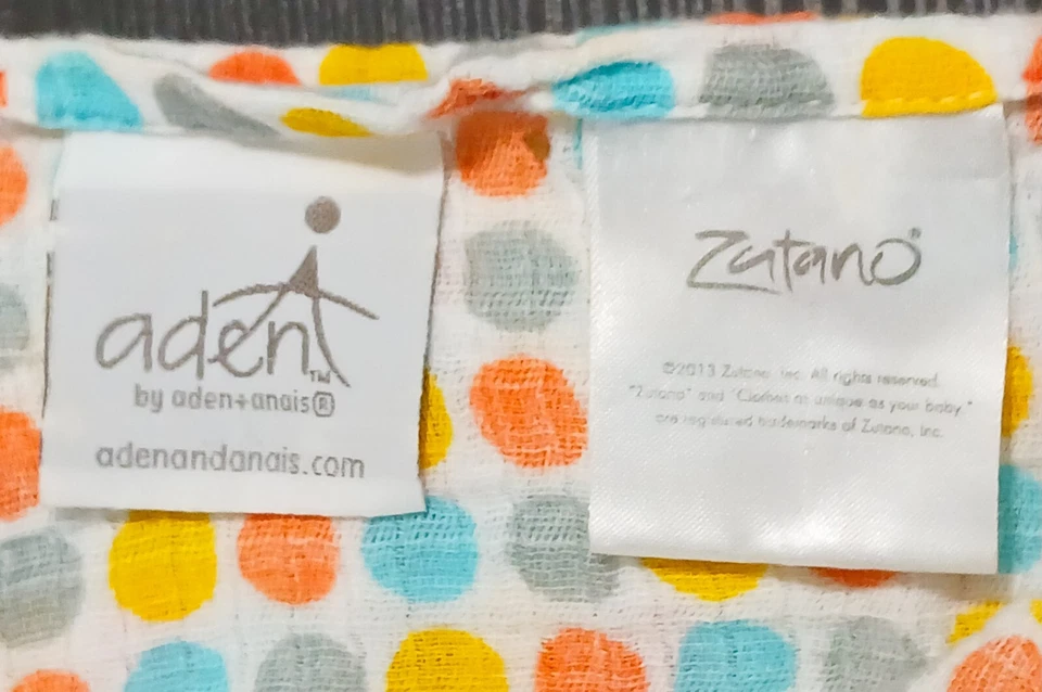 Manta Lovey 40x42 ADEN & ANAIS ZUTANO Lunares Muselina Foto 4 de 4