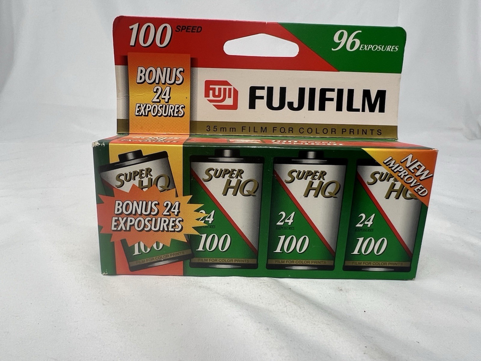 Fujifilm Super HQ 35mm 100 Speed Film Exp: 2000 SEALED