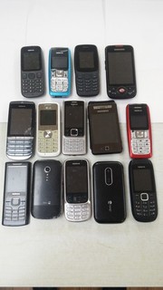 JOBLOT OF 14 OLDER NOKIA SAMSUNG LG DORO MOBILE PHONES UNTESTED