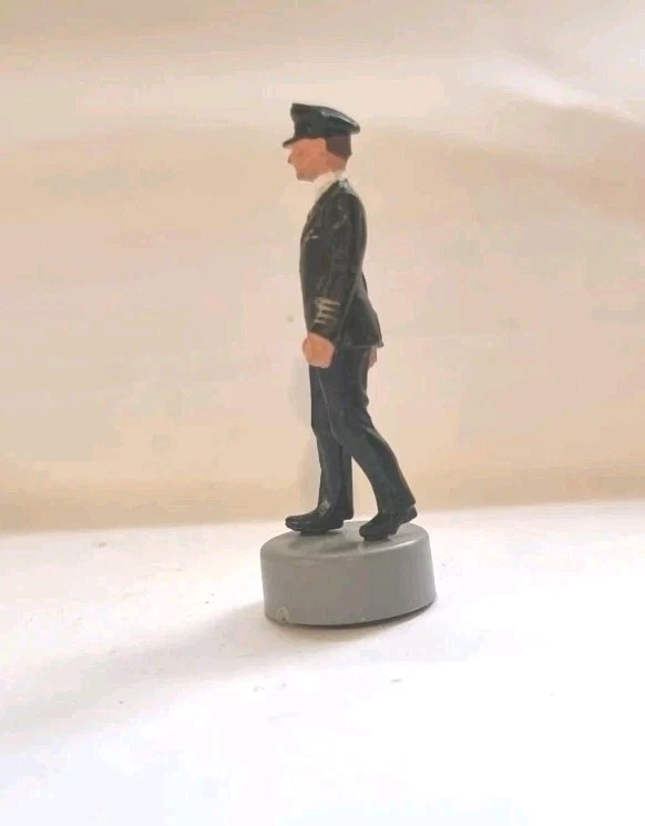 Figura Spot-On Triang 405 Vauxhall Cresta BEA PILOT con base muy rara Foto 2 de 4