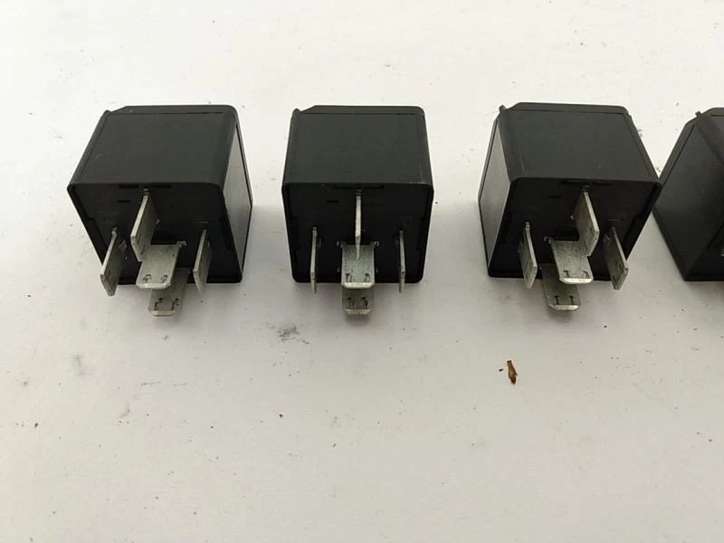 Juego de seis relés eléctricos JAGUAR XK8 XKR X100 para 1996-2004 Foto 2 de 4