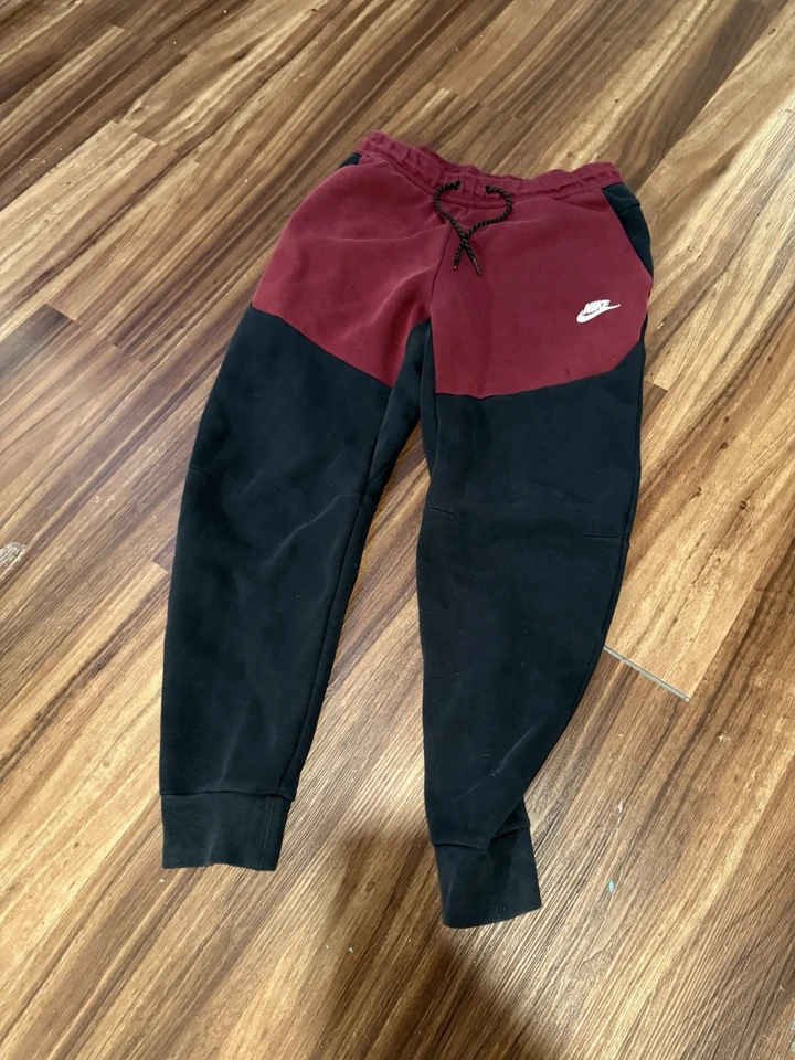 Nike Tech бордовый и черный толстовка с капюшоном и брюки свитер средний $270 - Изображение 2 из 4