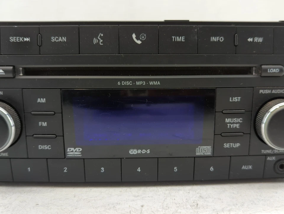 2009-2011 Volkswagen Routan Am Fm Cd Player Radio Receiver TYJUH - Image 4 of 4