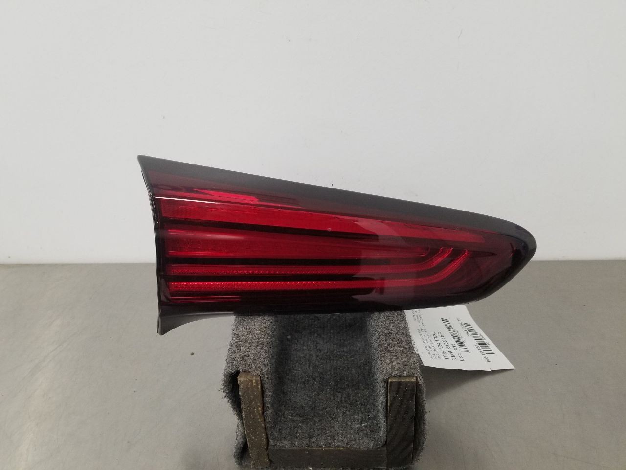 25 BUICK ENCORE GX ST TAIL LIGHT LAMP LEFT DRIVER RED LENS LED 42888749
