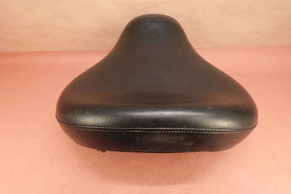 2004-2007 Yamaha Road Star XV1700 Front Driver Seat (SEE PHOTOS) - Image 4 of 4