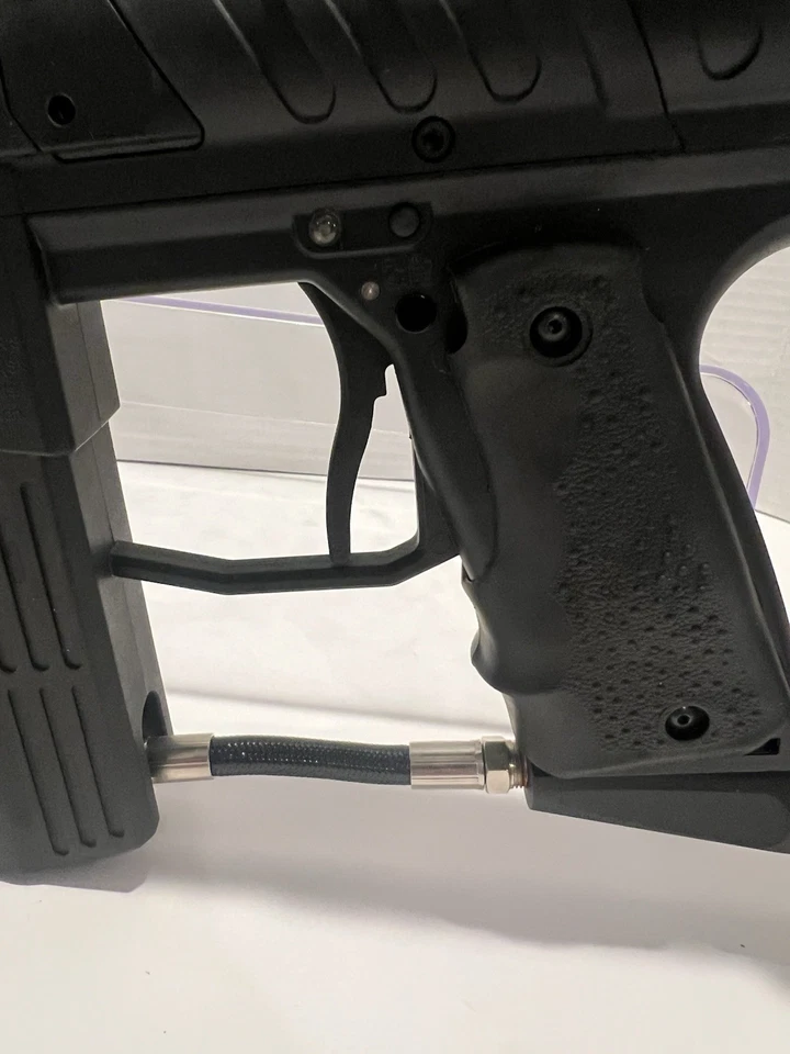 NUEVA pistola de paintball Tippmann Stryker MP1 - negra Foto 2 de 4